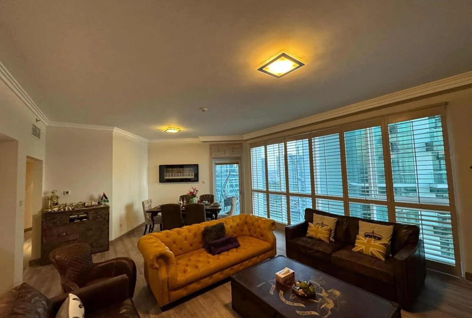 Lovely 3Bhk With Private Beach Дубай Апартаменты